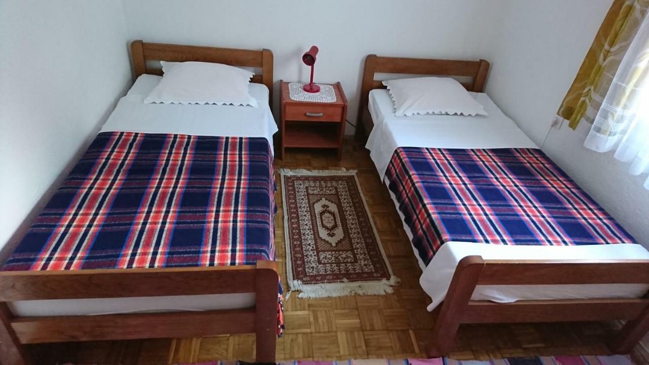 Apartmani Kocka Primošten Eksteriør billede