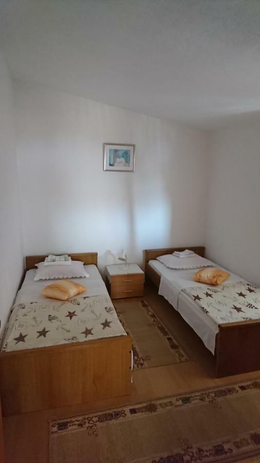 Apartmani Kocka Primošten Eksteriør billede