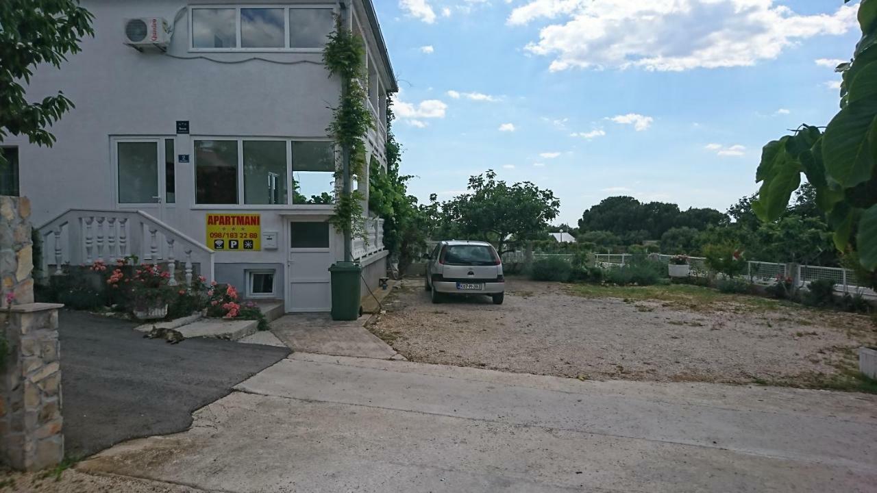 Apartmani Kocka Primošten Eksteriør billede